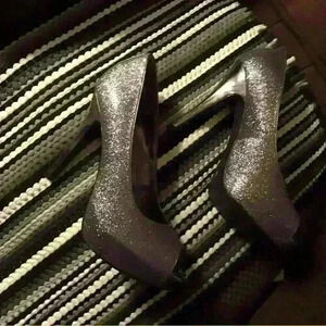 Jacqueline Ferrar opened toe silver glitter stiletto size8